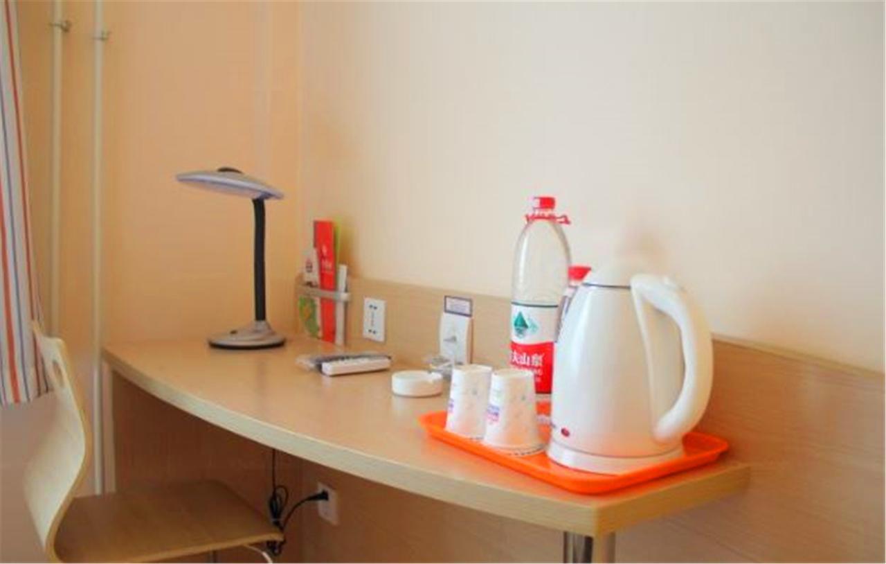 Greentree Inn Shandong Qingdao Railway Station Zhanqiao Yacht Wharf Express ภายนอก รูปภาพ
