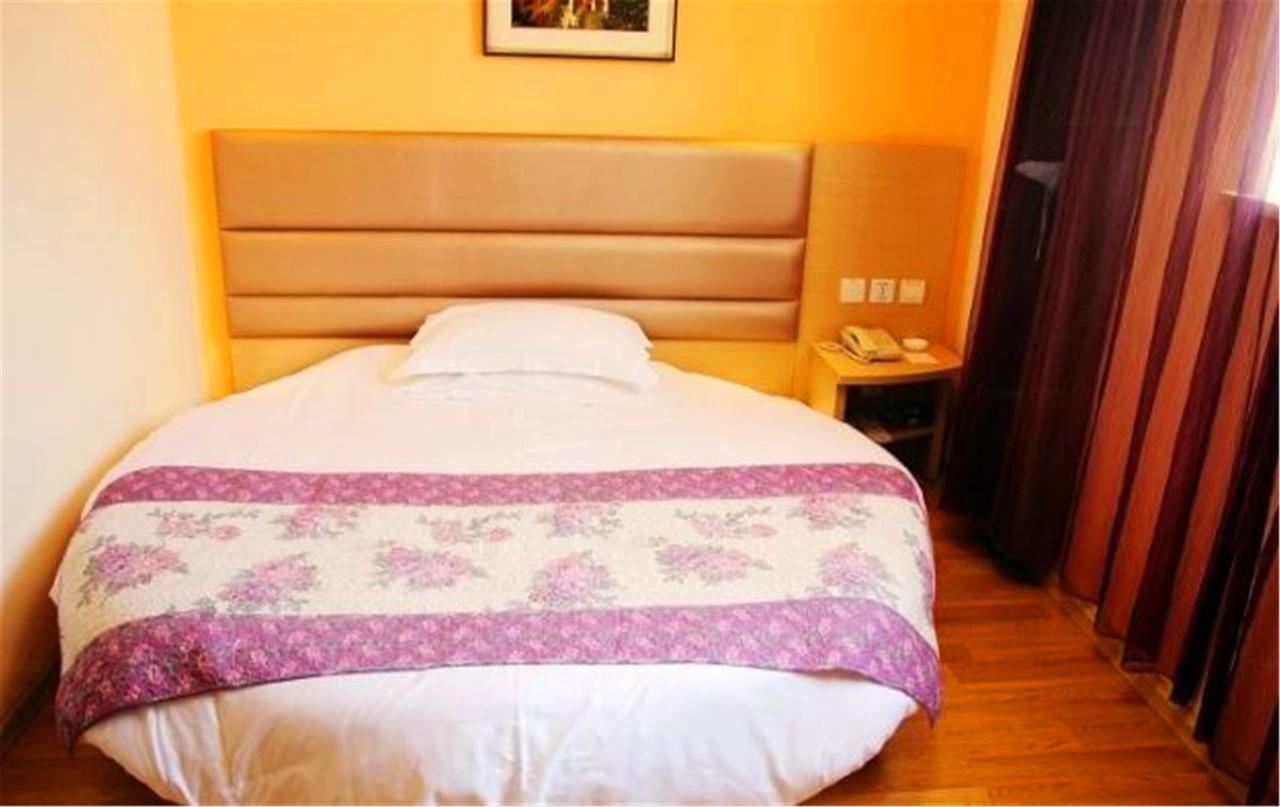 Greentree Inn Shandong Qingdao Railway Station Zhanqiao Yacht Wharf Express ภายนอก รูปภาพ